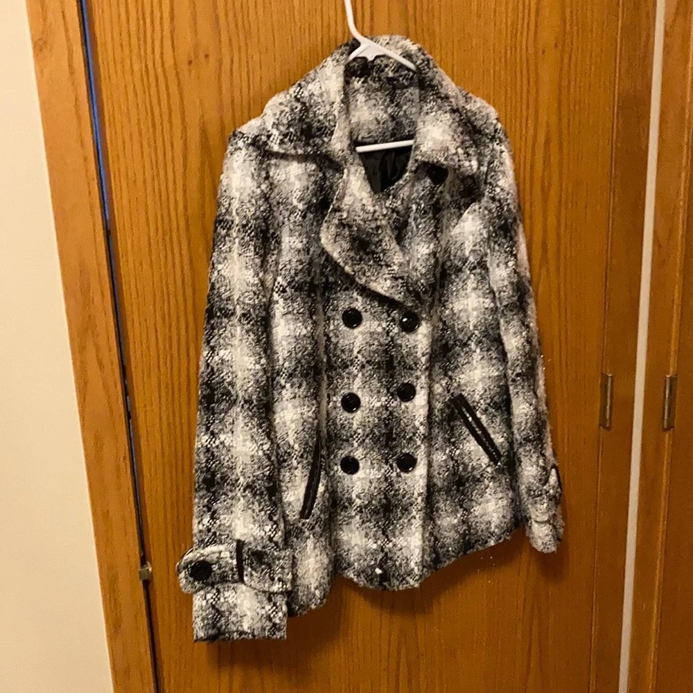 Women’s jacket - Picture 1 of 4